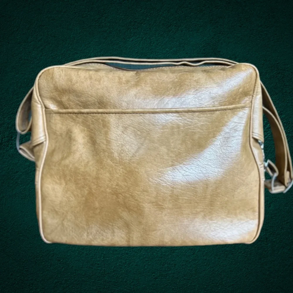 Vintage Sears Carry On Travel Tote Weekender Bag - Camel Tan- Mid Size- Unisex - Picture 2 of 8